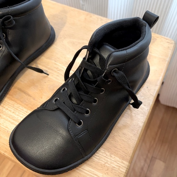 TipsieToes Barefoot leather boots. - Picture 2 of 4